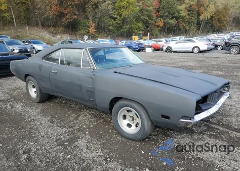 1969 Dodge Challenger from USA, damaged, VIN XP29G9B144209